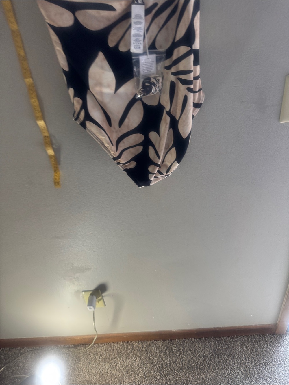 Black and Cream Leaf-Print One-Piece Swimsuit - Picture 4 of 7